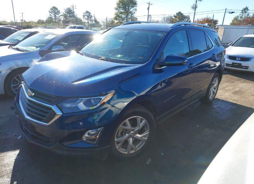 Photo 2 of 2019 Chevrolet Equinox LT (VIN 2GNAXLEX3K6232231)