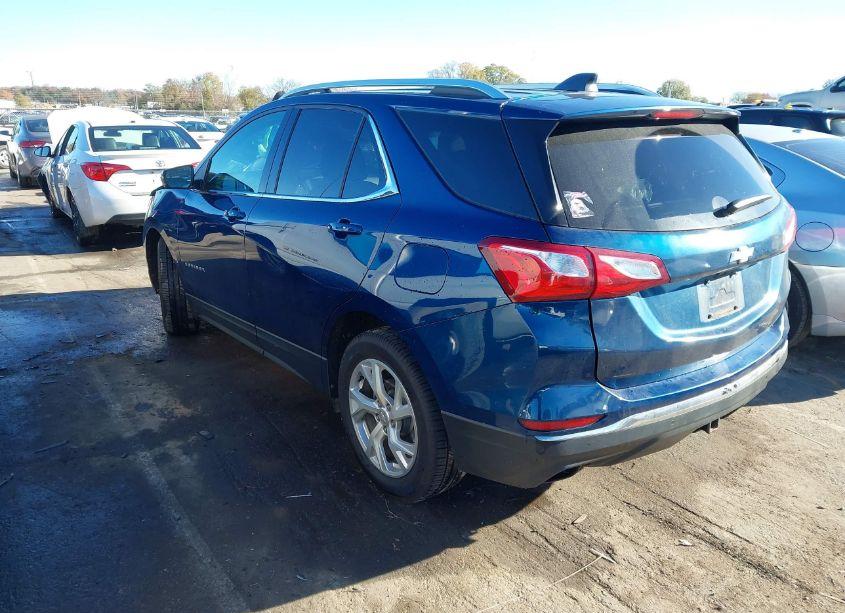 Photo 3 of 2019 Chevrolet Equinox LT (VIN 2GNAXLEX3K6232231)