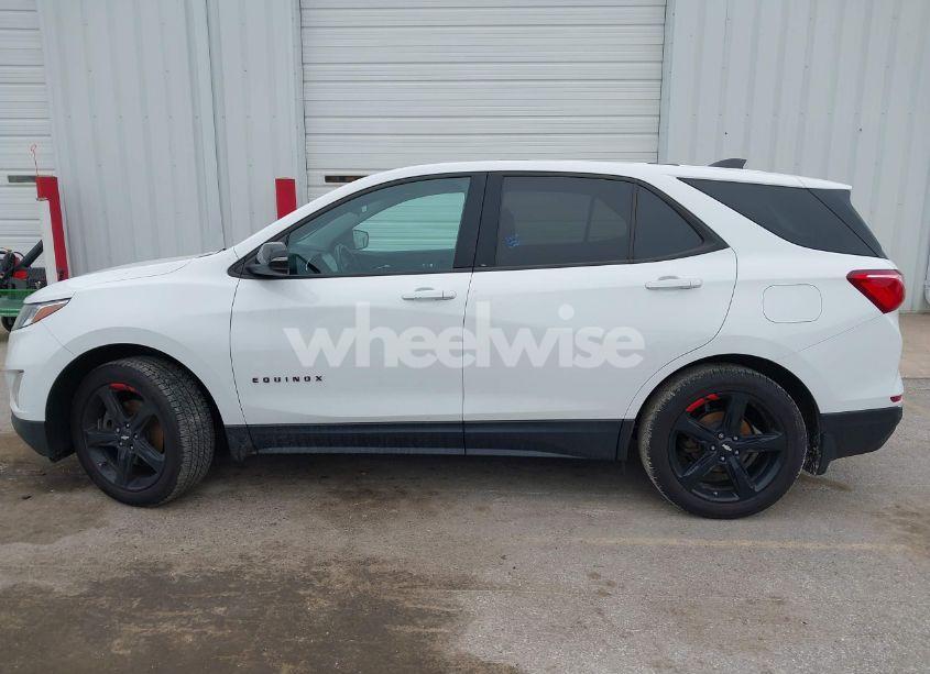 Photo 15 of 2019 Chevrolet Equinox LT (VIN 2GNAXLEX3K6236554)