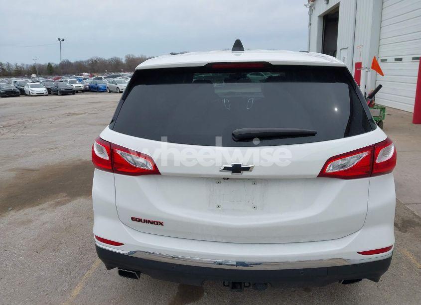 Photo 17 of 2019 Chevrolet Equinox LT (VIN 2GNAXLEX3K6236554)