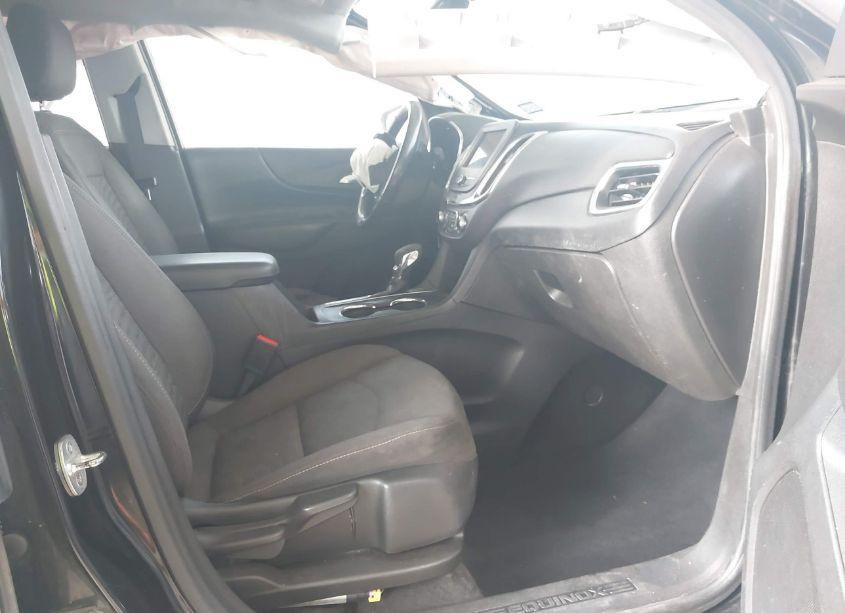 Photo 5 of 2020 Chevrolet Equinox FWD LT 2.0L TURBO (VIN 2GNAXLEX4L6174597)