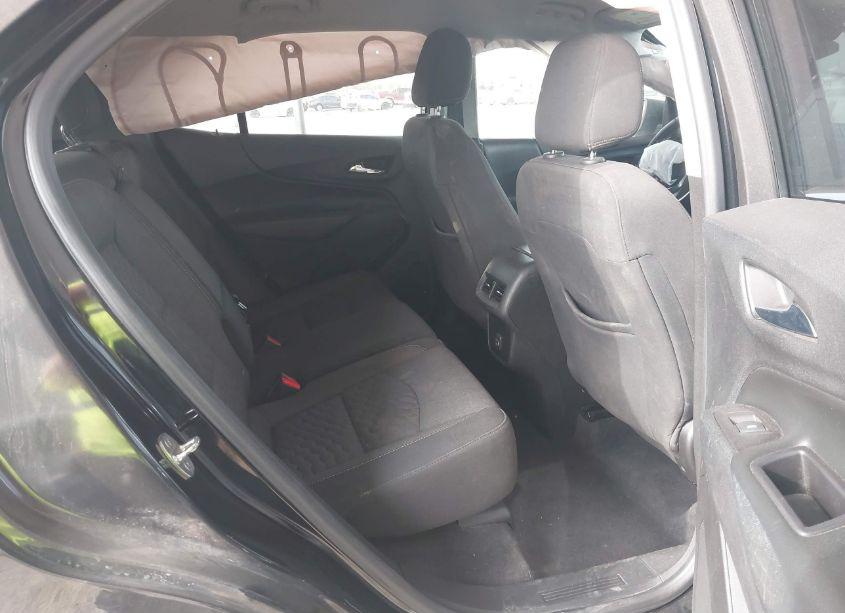 Photo 8 of 2020 Chevrolet Equinox FWD LT 2.0L TURBO (VIN 2GNAXLEX4L6174597)