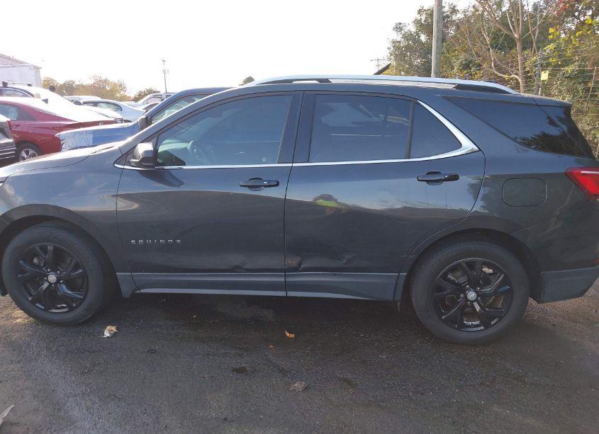 Photo 14 of 2019 Chevrolet Equinox LT (VIN 2GNAXLEX5K6136164)