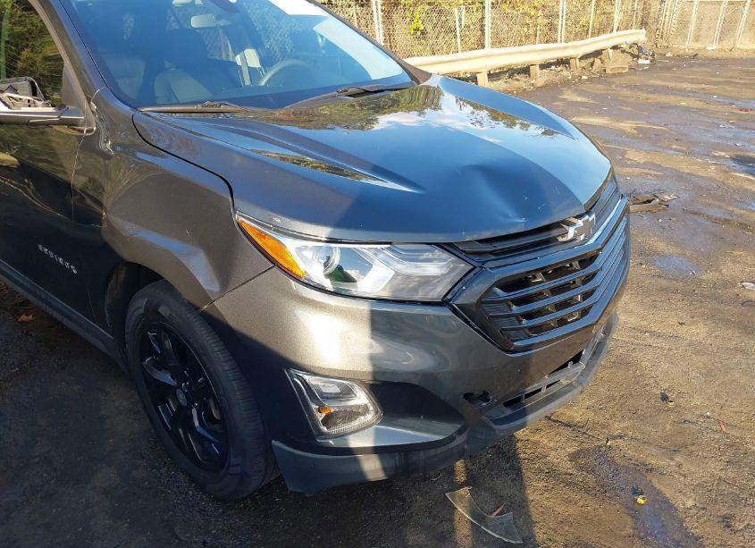 Photo 6 of 2019 Chevrolet Equinox LT (VIN 2GNAXLEX5K6136164)