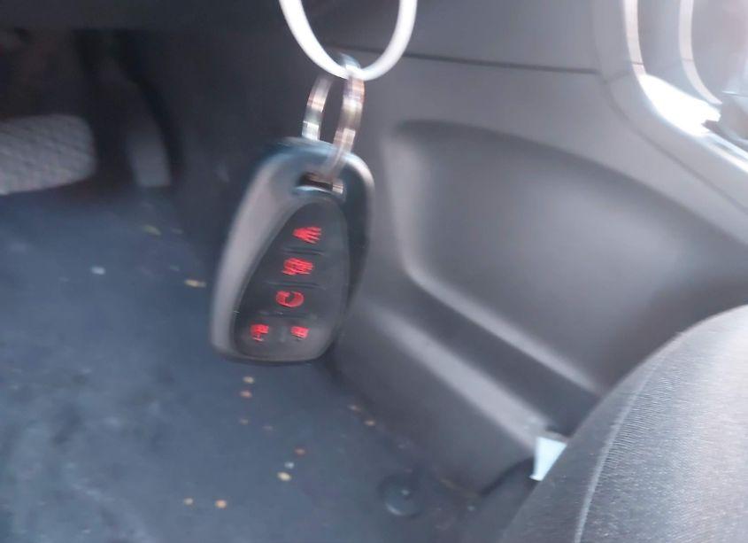 Photo 11 of 2019 Chevrolet Equinox LT (VIN 2GNAXLEX6K6302658)