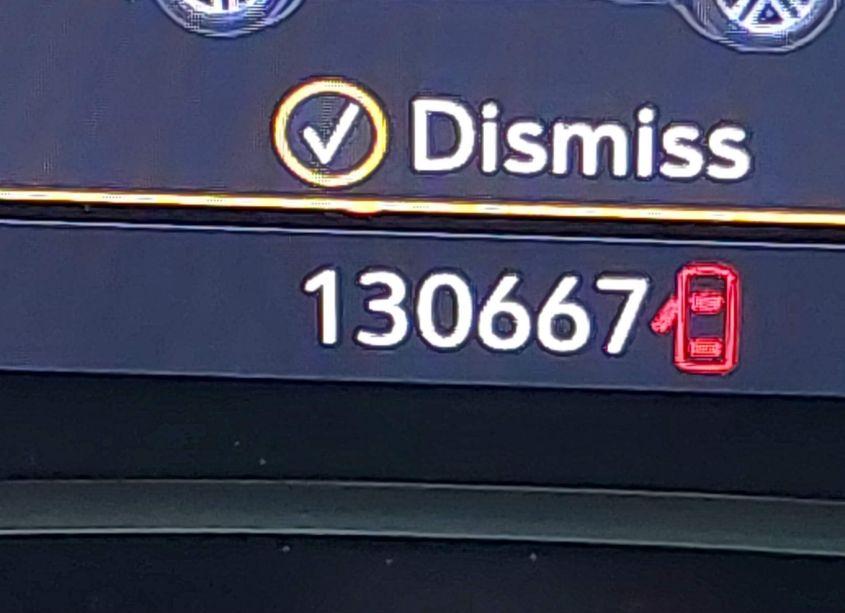 Photo 16 of 2019 Chevrolet Equinox LT (VIN 2GNAXLEX6K6302658)