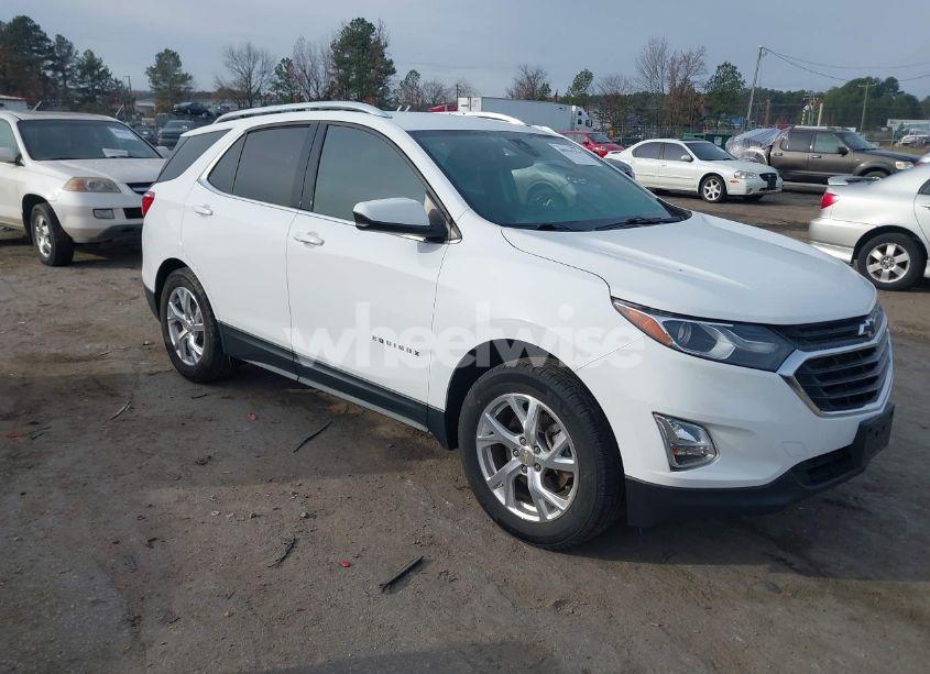 2020 Chevrolet Equinox FWD LT 2.0L TURBO (VIN 2GNAXLEX6L6184015) main photo