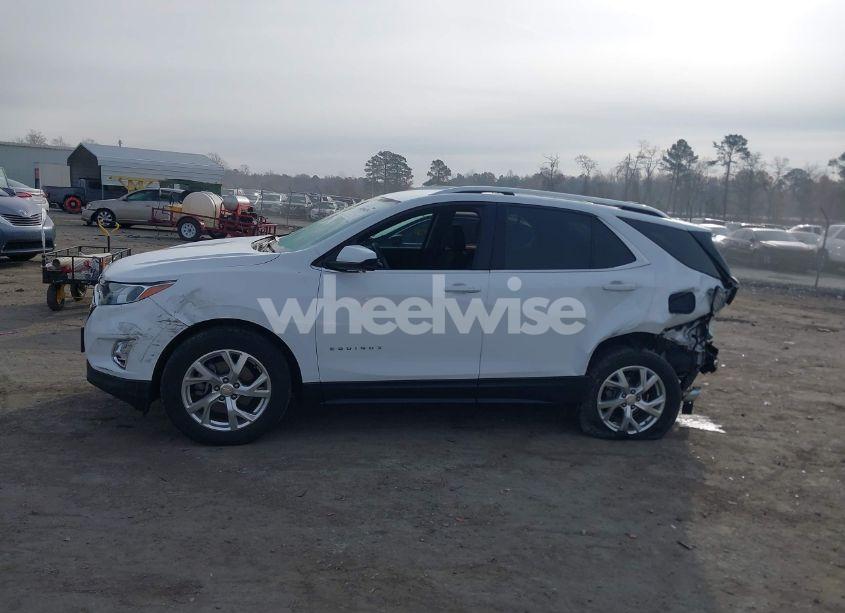 Photo 14 of 2020 Chevrolet Equinox FWD LT 2.0L TURBO (VIN 2GNAXLEX6L6184015)
