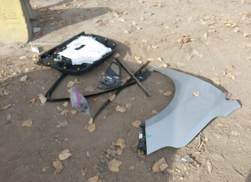 Photo 12 of 2019 Chevrolet Equinox LT (VIN 2GNAXLEX7K6139387)