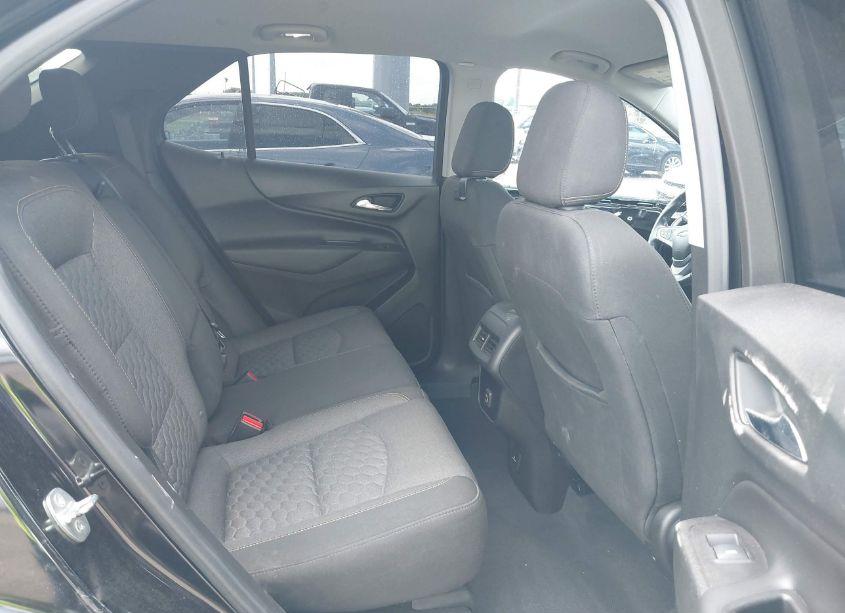 Photo 8 of 2020 Chevrolet Equinox FWD LT 2.0L TURBO (VIN 2GNAXLEX7L6104060)