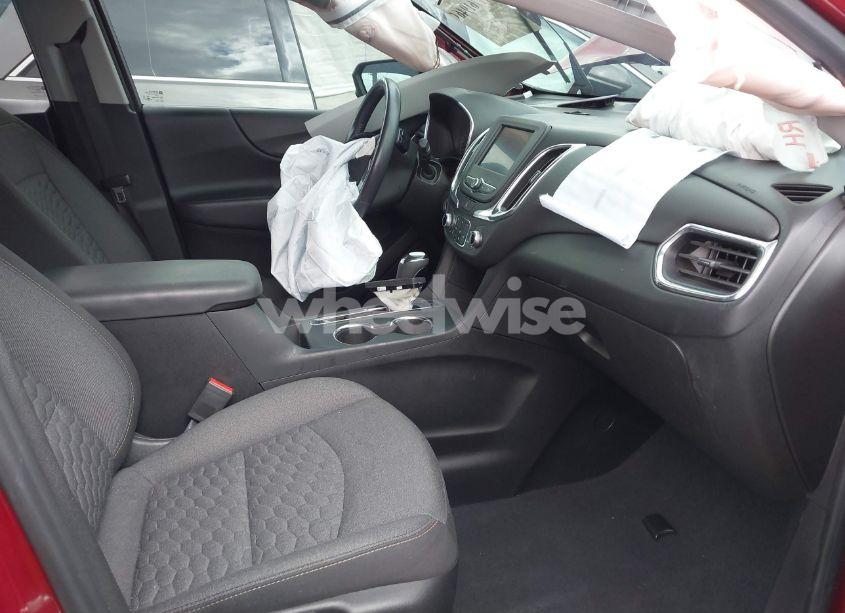 Photo 5 of 2020 Chevrolet Equinox FWD LT 2.0L TURBO (VIN 2GNAXLEX7L6276783)