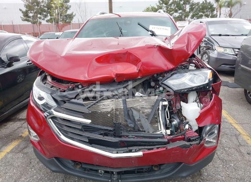 Photo 6 of 2020 Chevrolet Equinox FWD LT 2.0L TURBO (VIN 2GNAXLEX7L6276783)