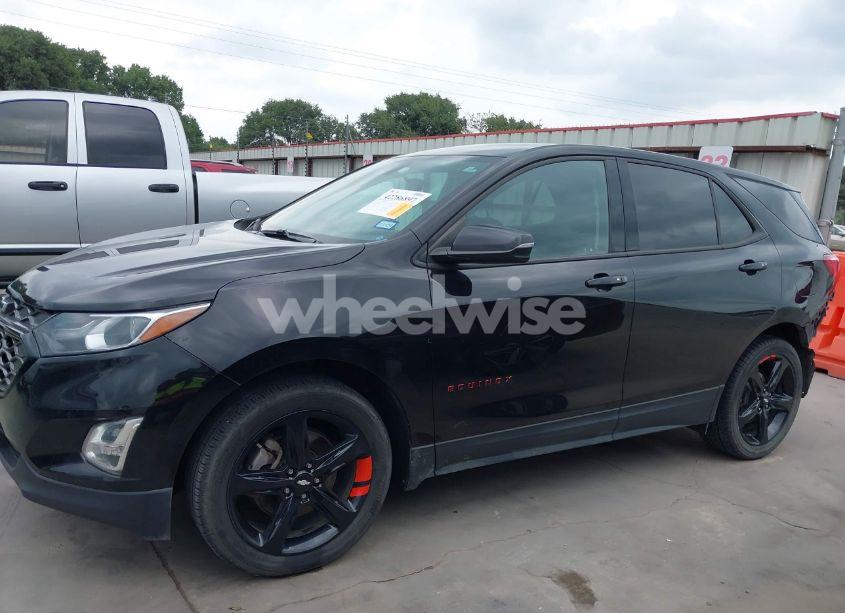 Photo 15 of 2019 Chevrolet Equinox LT (VIN 2GNAXLEX8K6160264)