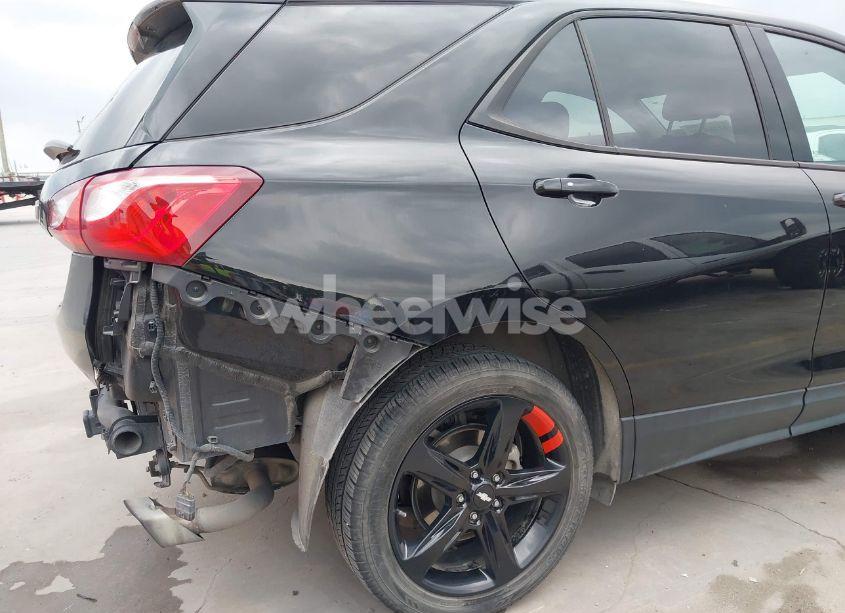 Photo 19 of 2019 Chevrolet Equinox LT (VIN 2GNAXLEX8K6160264)