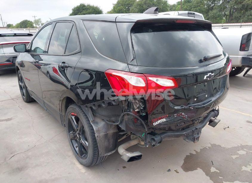 Photo 3 of 2019 Chevrolet Equinox LT (VIN 2GNAXLEX8K6160264)