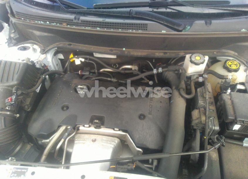 Photo 10 of 2019 Chevrolet Equinox LT (VIN 2GNAXLEX9K6130982)