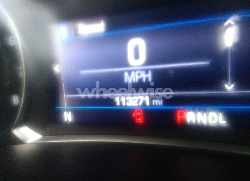 Photo 15 of 2019 Chevrolet Equinox LT (VIN 2GNAXLEX9K6130982)