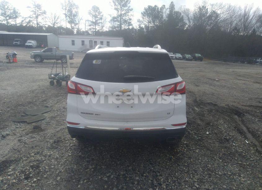 Photo 16 of 2019 Chevrolet Equinox LT (VIN 2GNAXLEX9K6130982)