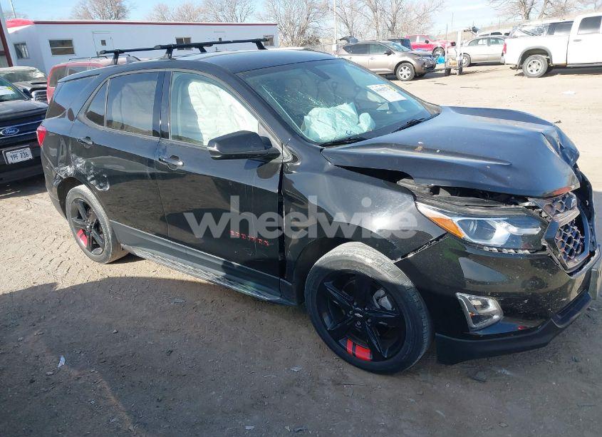 2019 Chevrolet Equinox LT (VIN 2GNAXLEXXK6222733) main photo
