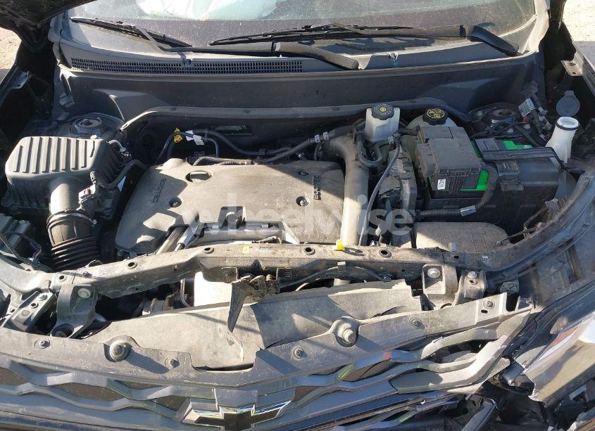 Photo 10 of 2019 Chevrolet Equinox LT (VIN 2GNAXLEXXK6222733)