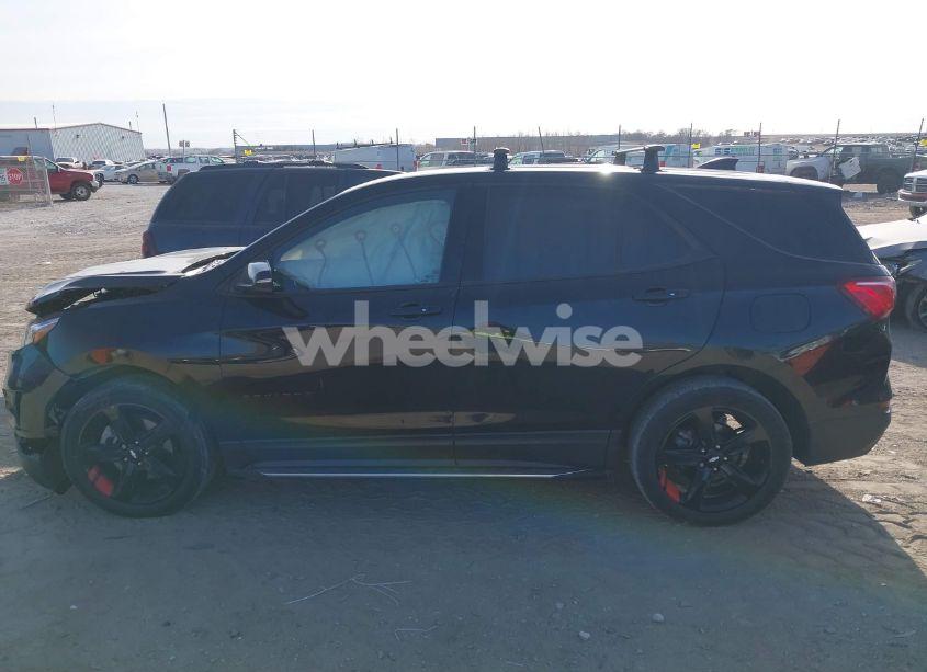 Photo 14 of 2019 Chevrolet Equinox LT (VIN 2GNAXLEXXK6222733)