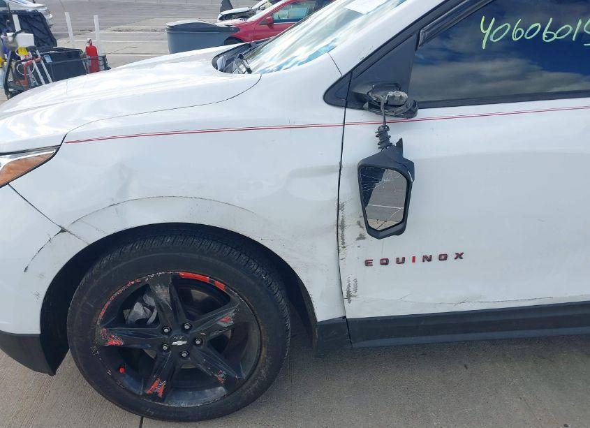 Photo 12 of 2019 Chevrolet Equinox LT (VIN 2GNAXLEXXK6285329)