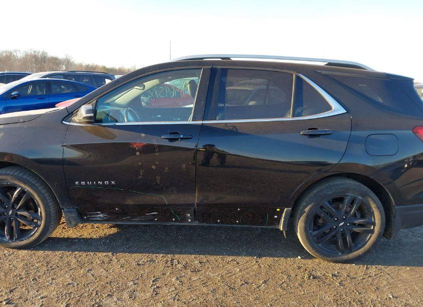 Photo 14 of 2020 Chevrolet Equinox FWD LT 2.0L TURBO (VIN 2GNAXLEXXL6176645)