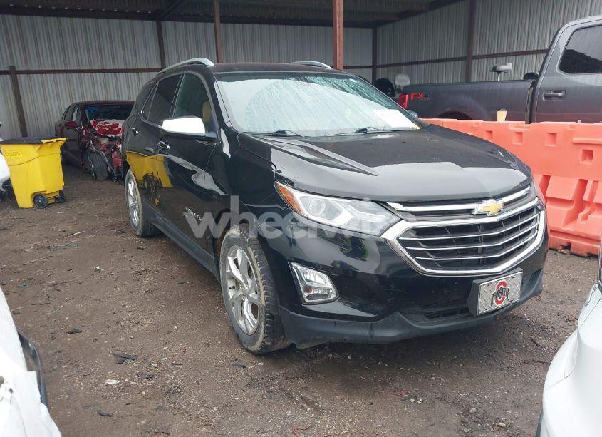 2018 Chevrolet Equinox PREMIER (VIN 2GNAXMEV0J6119906) main photo