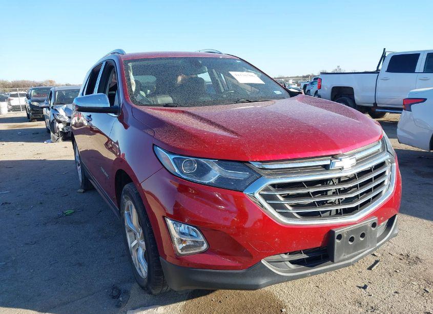 2018 Chevrolet Equinox PREMIER (VIN 2GNAXMEV0J6282894) main photo