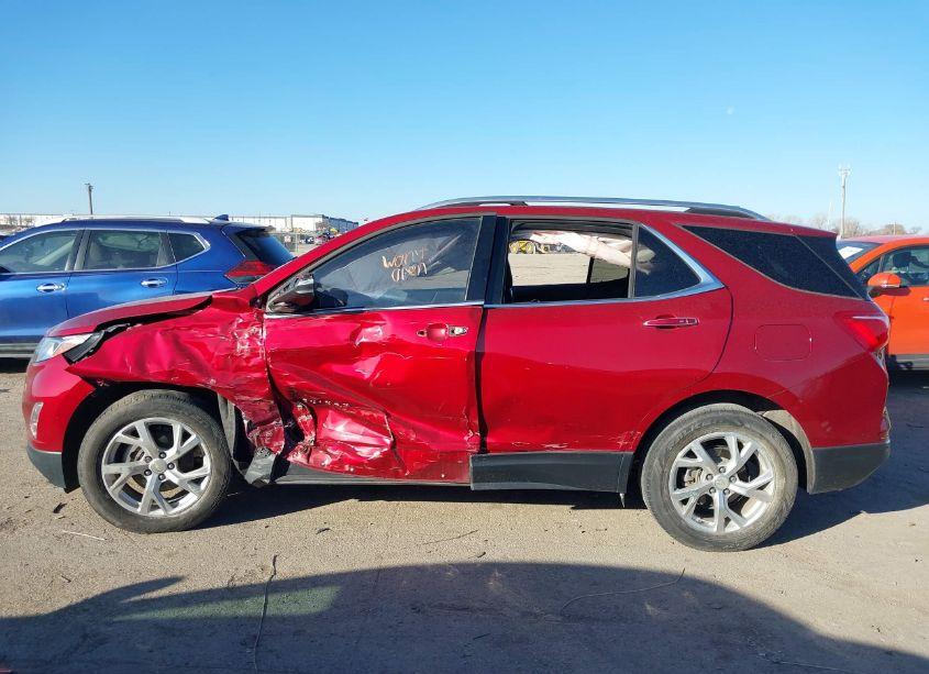 Photo 14 of 2018 Chevrolet Equinox PREMIER (VIN 2GNAXMEV0J6282894)