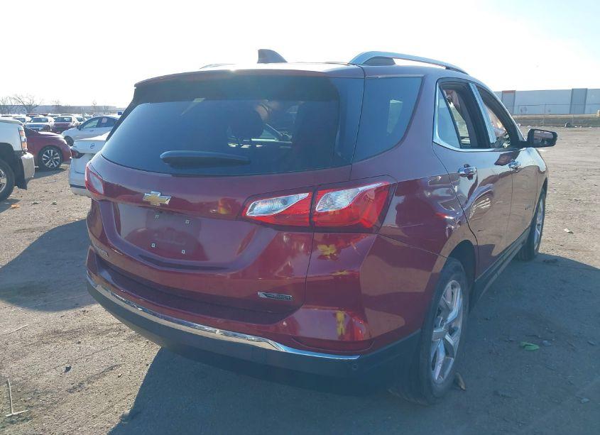 Photo 4 of 2018 Chevrolet Equinox PREMIER (VIN 2GNAXMEV0J6282894)