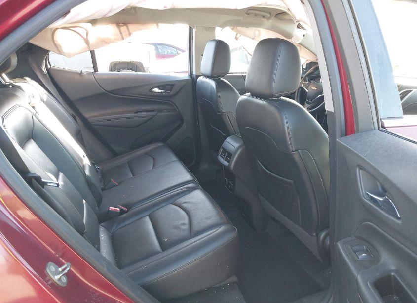 Photo 8 of 2018 Chevrolet Equinox PREMIER (VIN 2GNAXMEV0J6282894)