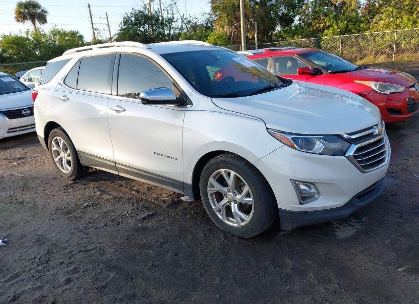 2018 Chevrolet Equinox PREMIER (VIN 2GNAXMEV0J6284354) main photo