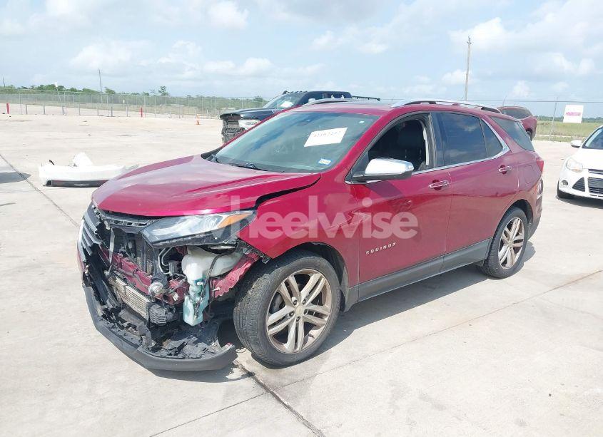 Photo 2 of 2018 Chevrolet Equinox PREMIER (VIN 2GNAXMEV1J6113015)