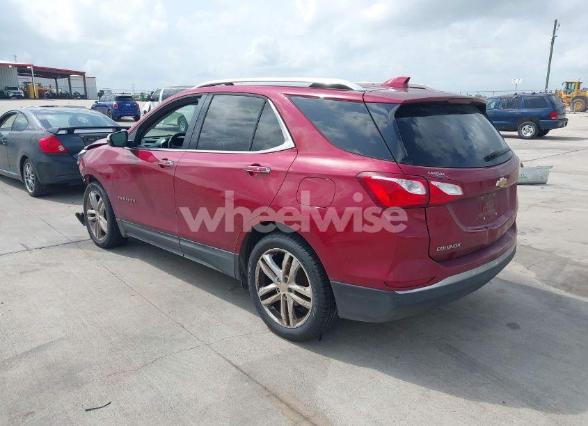 Photo 3 of 2018 Chevrolet Equinox PREMIER (VIN 2GNAXMEV1J6113015)