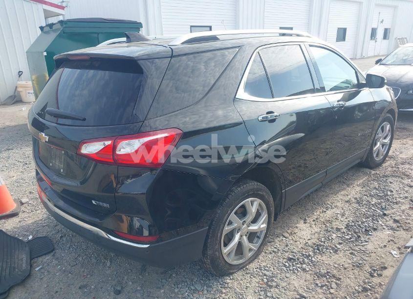 Photo 4 of 2018 Chevrolet Equinox PREMIER (VIN 2GNAXMEV1J6298926)