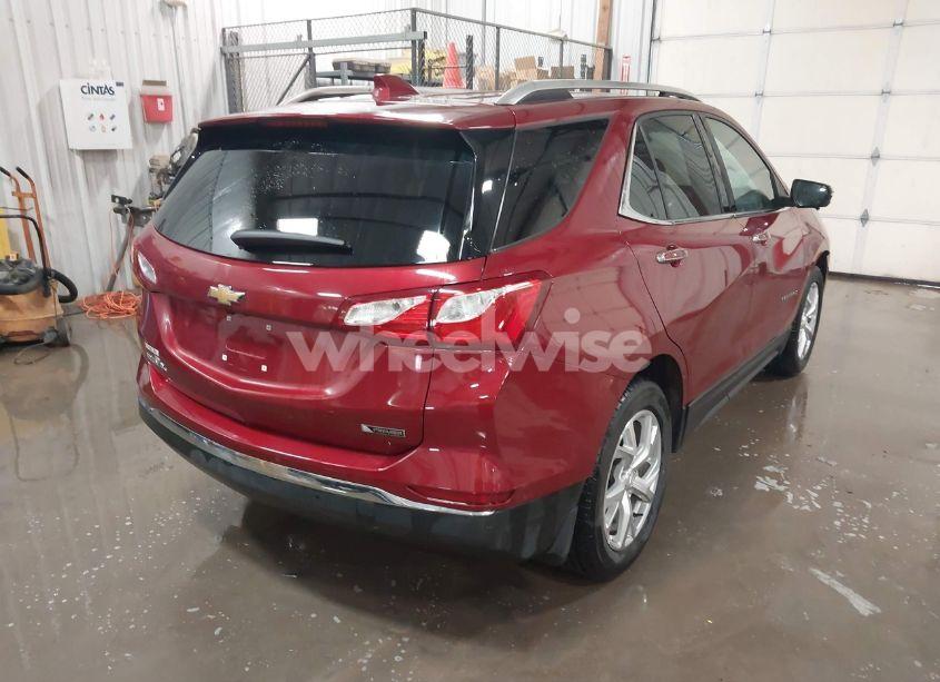 Photo 4 of 2018 Chevrolet Equinox PREMIER (VIN 2GNAXMEV2J6143169)