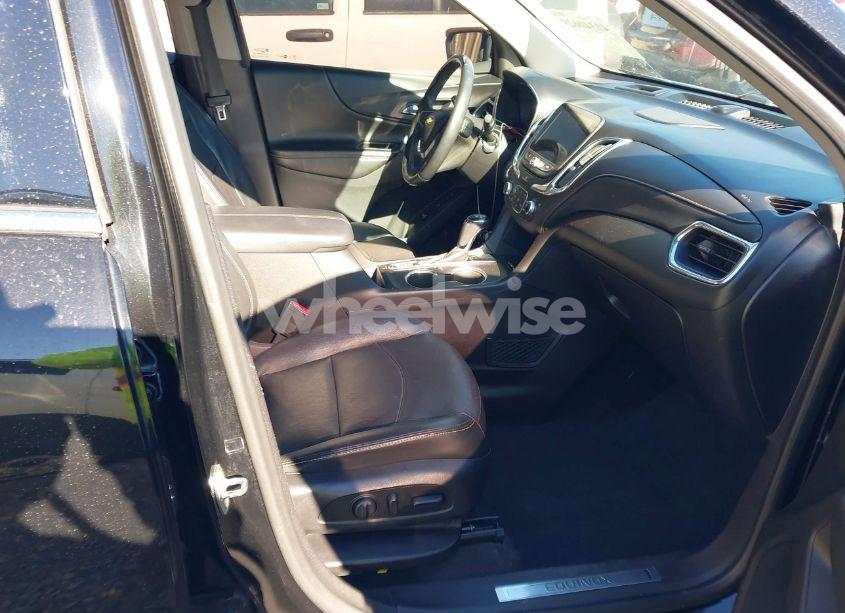 Photo 5 of 2018 Chevrolet Equinox PREMIER (VIN 2GNAXMEV3J6128194)