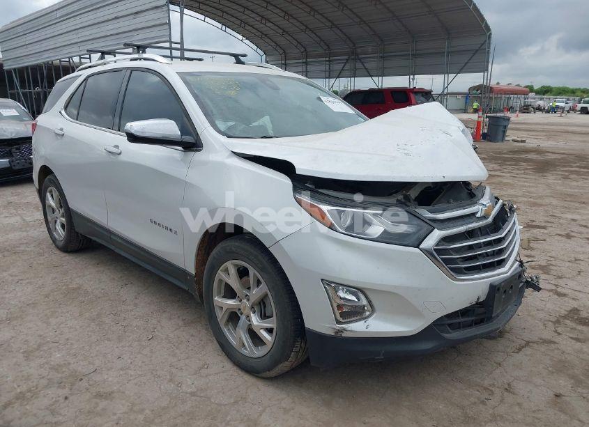2018 Chevrolet Equinox PREMIER (VIN 2GNAXMEV3J6218249) main photo