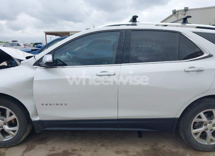 Photo 15 of 2018 Chevrolet Equinox PREMIER (VIN 2GNAXMEV3J6218249)