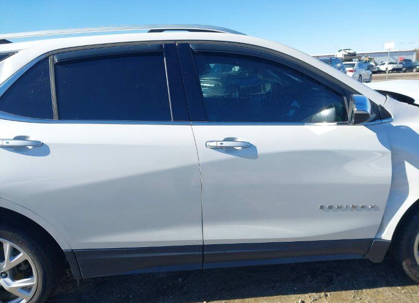Photo 13 of 2018 Chevrolet Equinox PREMIER (VIN 2GNAXMEV3J6282081)