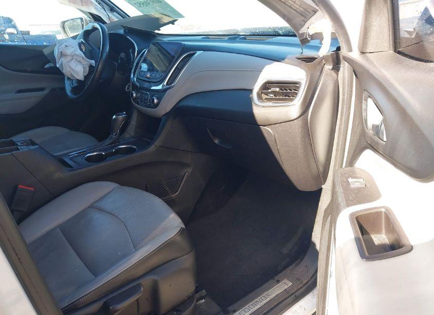 Photo 5 of 2018 Chevrolet Equinox PREMIER (VIN 2GNAXMEV3J6282081)