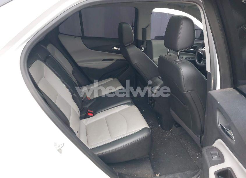 Photo 8 of 2018 Chevrolet Equinox PREMIER (VIN 2GNAXMEV4J6108018)