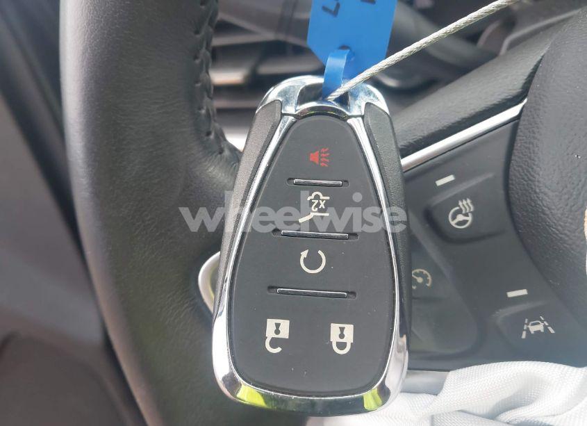 Photo 11 of 2018 Chevrolet Equinox PREMIER (VIN 2GNAXMEV4J6247114)