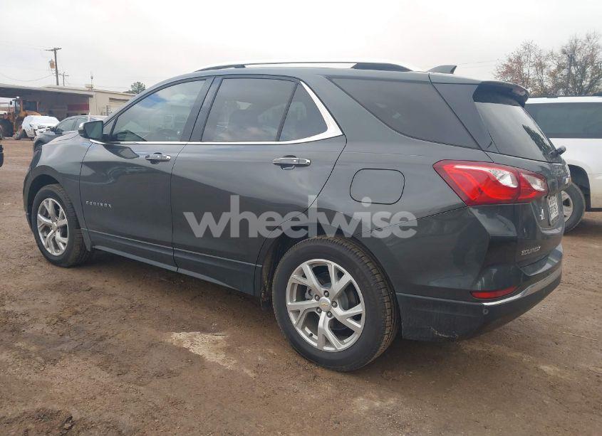 Photo 3 of 2018 Chevrolet Equinox PREMIER (VIN 2GNAXMEV4J6247114)