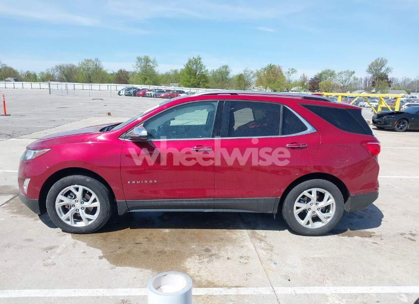 Photo 15 of 2018 Chevrolet Equinox PREMIER (VIN 2GNAXMEV5J6116516)