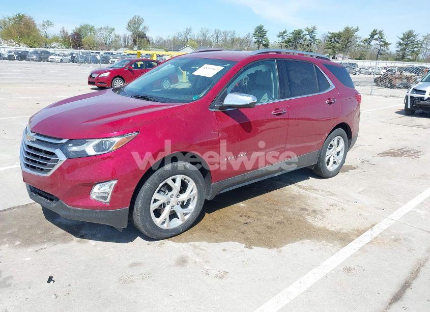 Photo 2 of 2018 Chevrolet Equinox PREMIER (VIN 2GNAXMEV5J6116516)