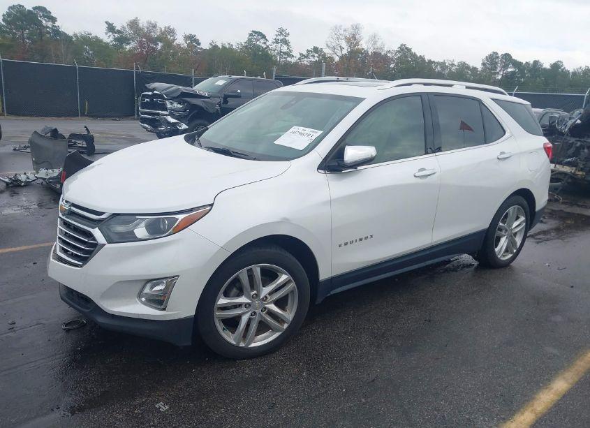 Photo 2 of 2018 Chevrolet Equinox PREMIER (VIN 2GNAXMEV5J6278047)