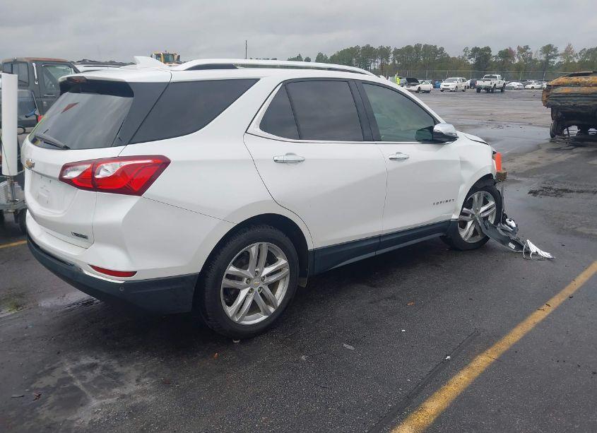 Photo 4 of 2018 Chevrolet Equinox PREMIER (VIN 2GNAXMEV5J6278047)