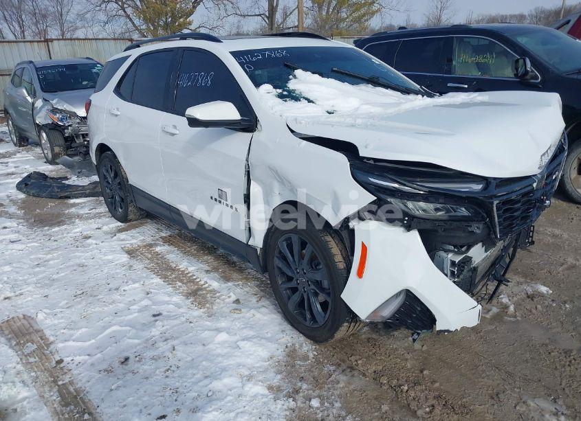 2022 Chevrolet Equinox FWD RS (VIN 2GNAXMEV5N6116974) main photo